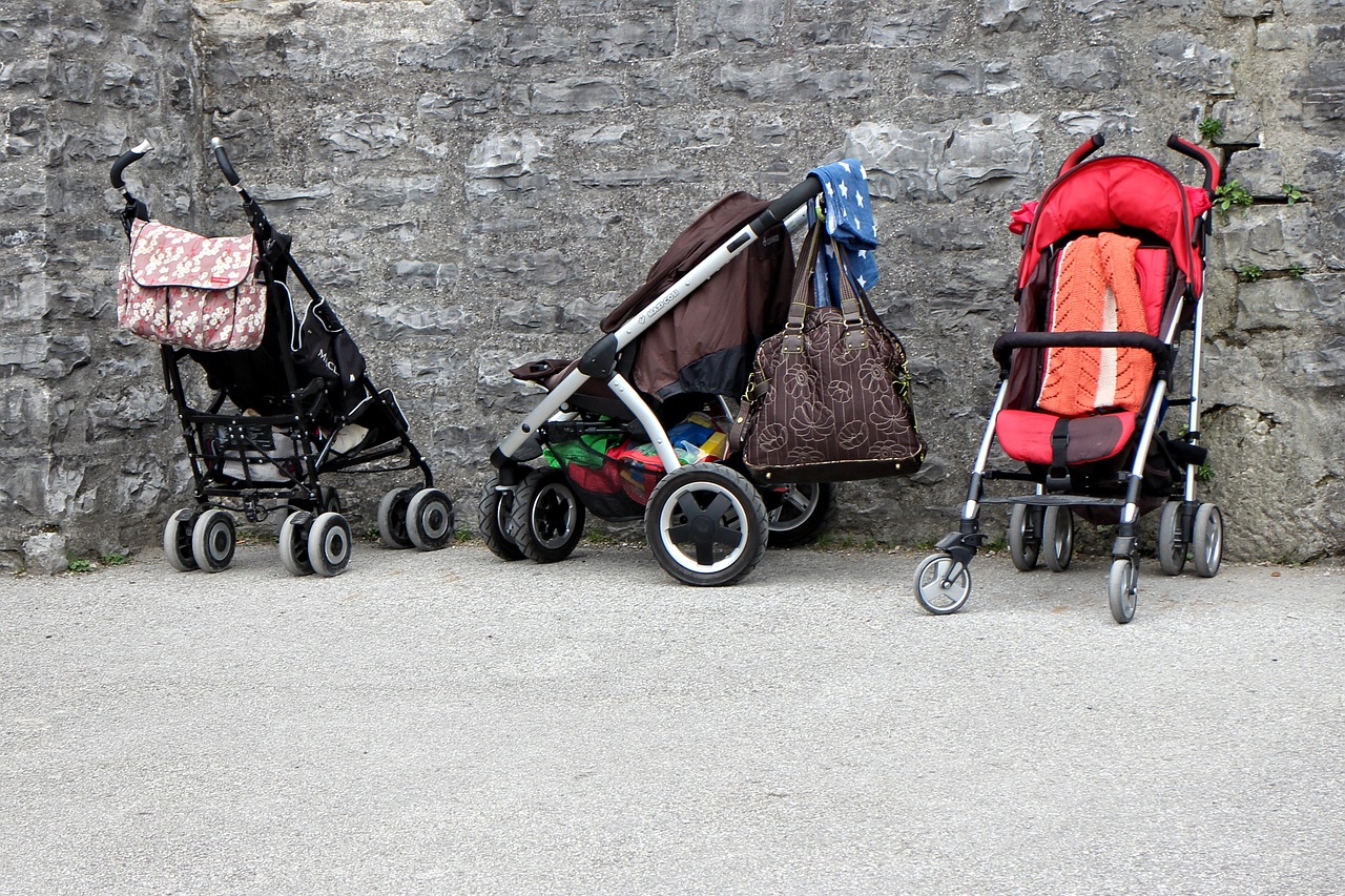 baby-carriage-891080_1280