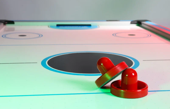 エアホッケー in ゲームセンター：知られざる魅力と勝利への戦略