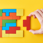 スライドブロックパズルで連鎖を極める！詰まり知らずの配置術