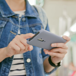 仕事帰りにスマホで爽快ゲーム三昧！一撃クリアの快感がクセになる